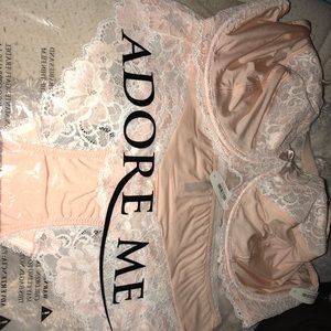 Adore me bra set all new. Size 40G with m cheekies